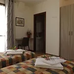 Il Pizzagiallo ماسا مارتانا