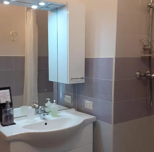 Il Pizzagiallo فندق مبيت وإفطار ماسا مارتانا