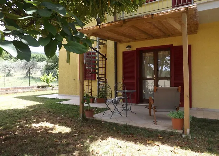 Il Pizzagiallo فندق مبيت وإفطار ماسا مارتانا